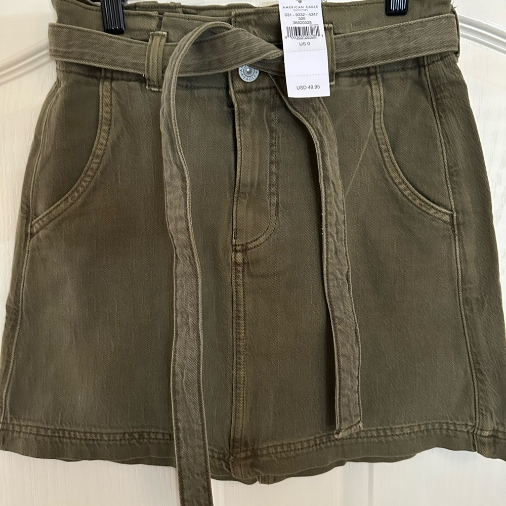 American Eagle High rise stretch skirt NWT